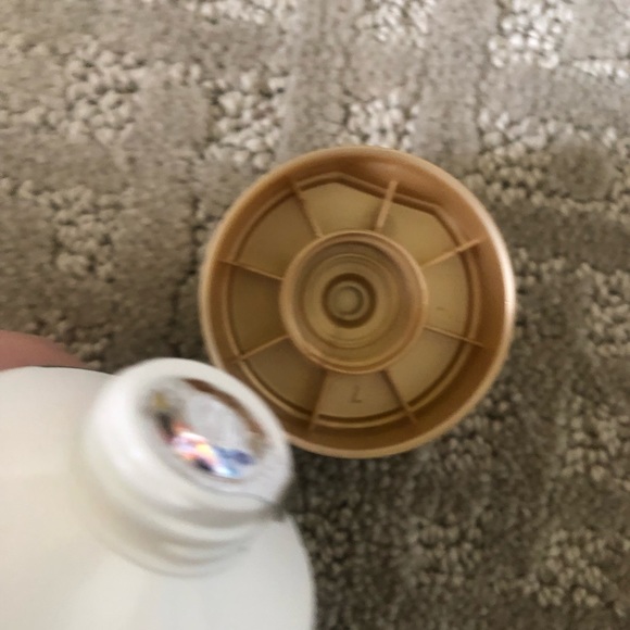 Herb Day 365 by the face shop foaming cleanser 170ml lemon and grapefruit - Picture 5 of 5